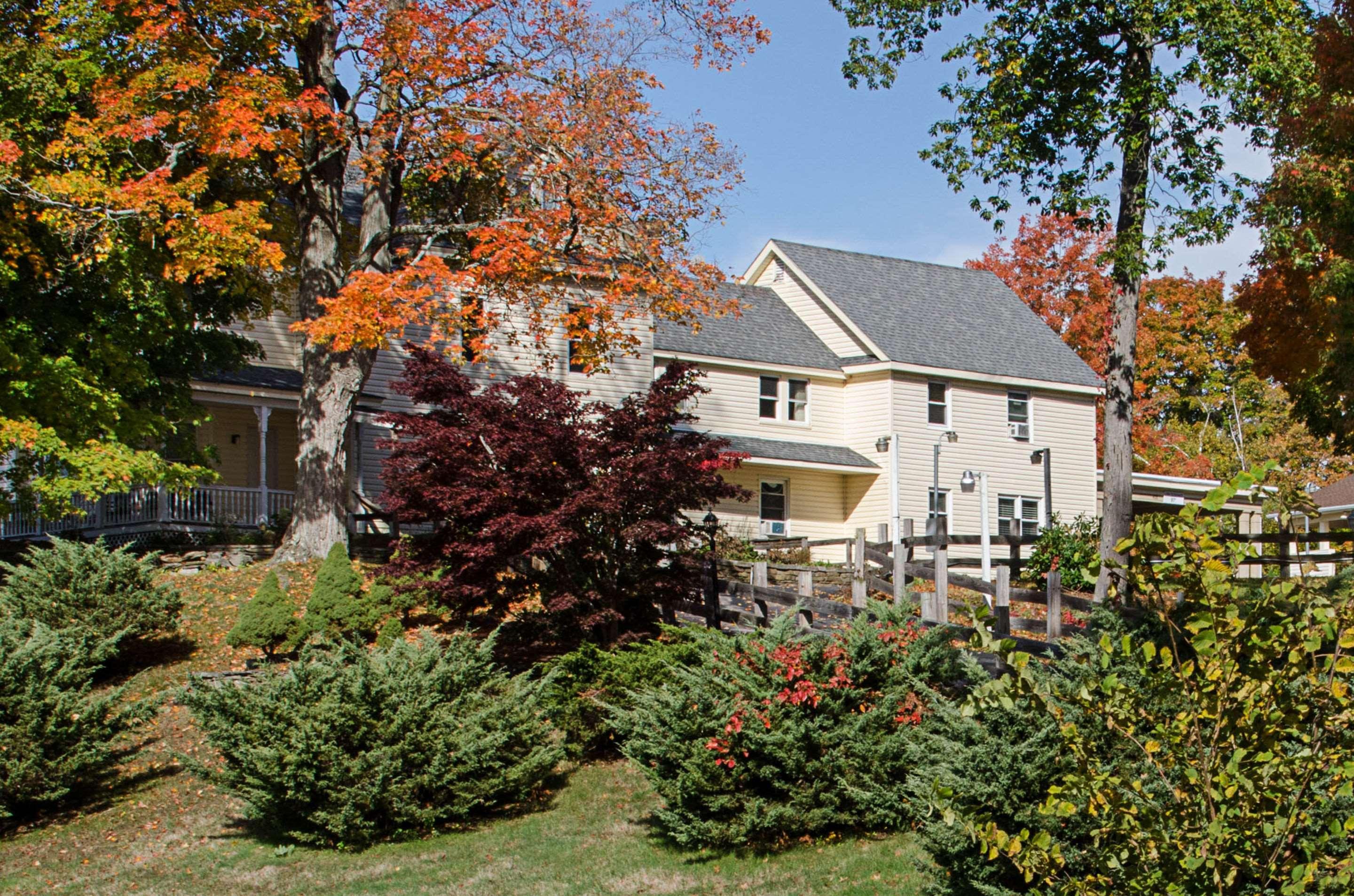 Econo Lodge Sturbridge Route 20 Экстерьер фото