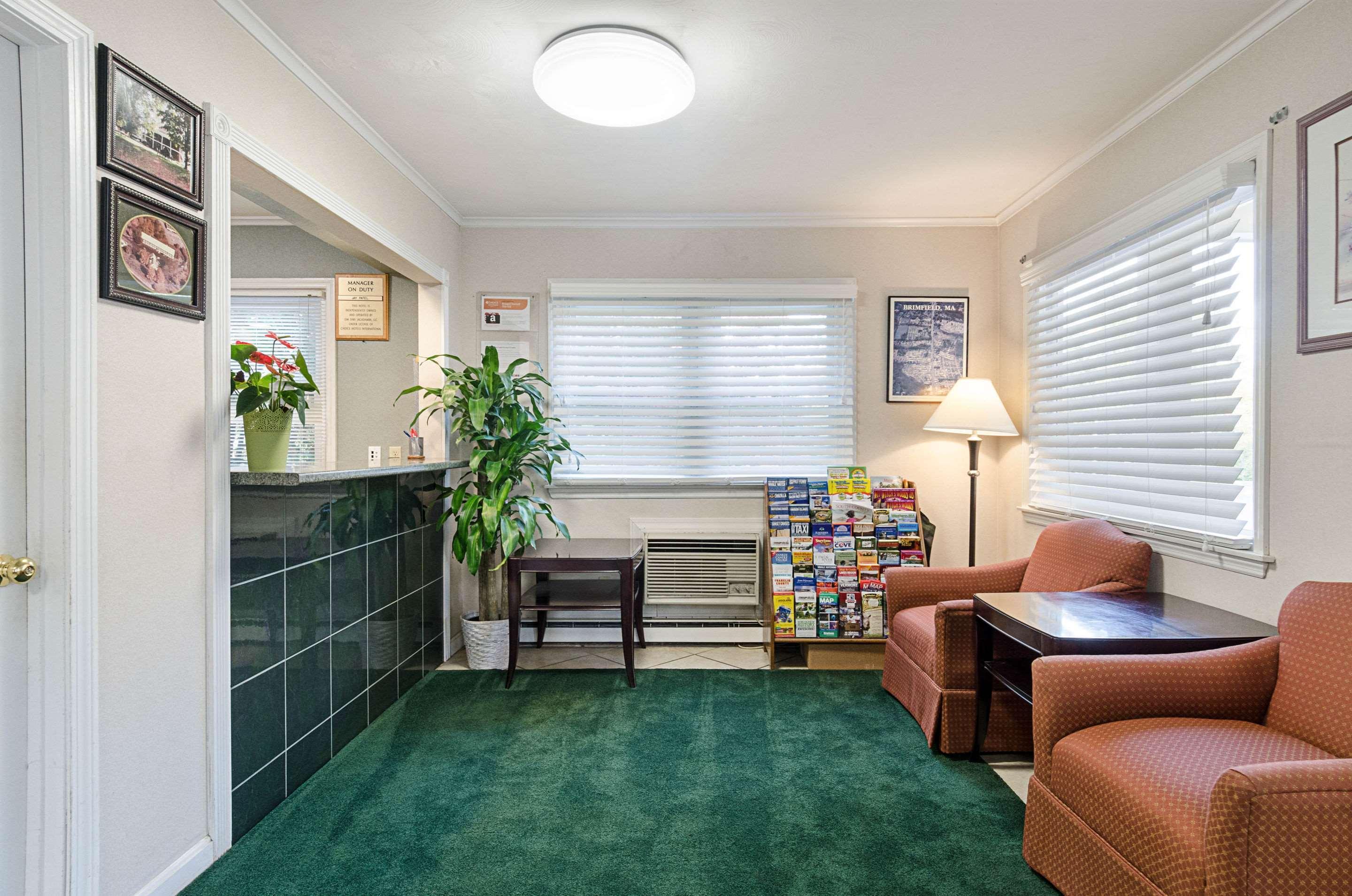 Econo Lodge Sturbridge Route 20 Экстерьер фото